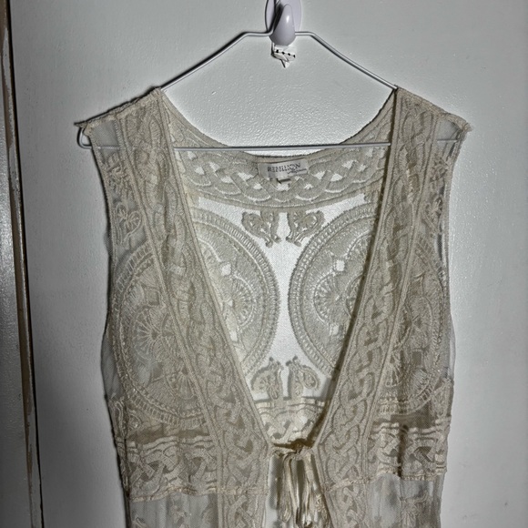 Rebellion cream embroidered mesh sleeveless tie front boho duster mermaidcore - Picture 5 of 10